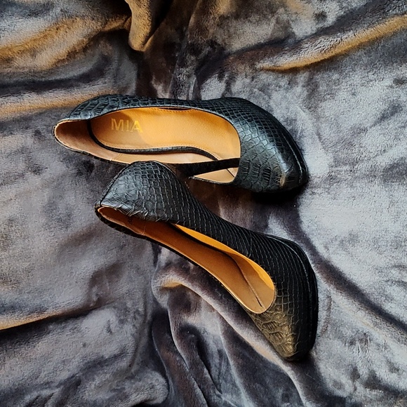 MIA Shoes - Mia Snakeskin Heels